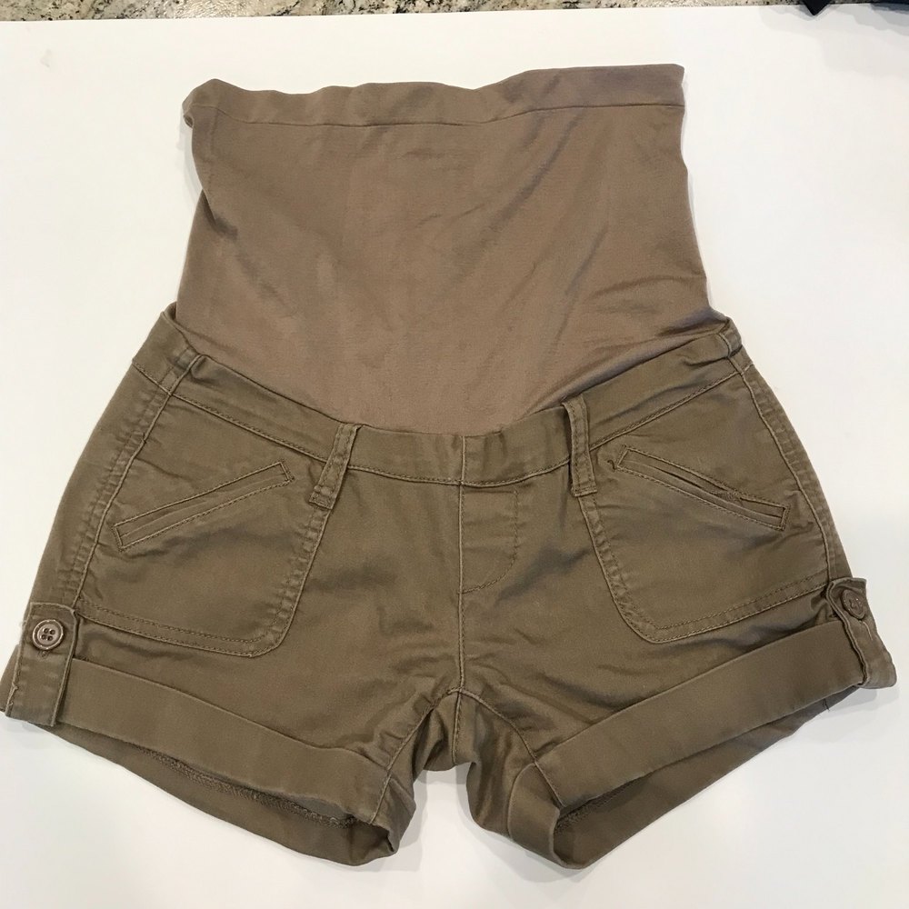 Bellavida Beige Maternity Shorts.  Size S